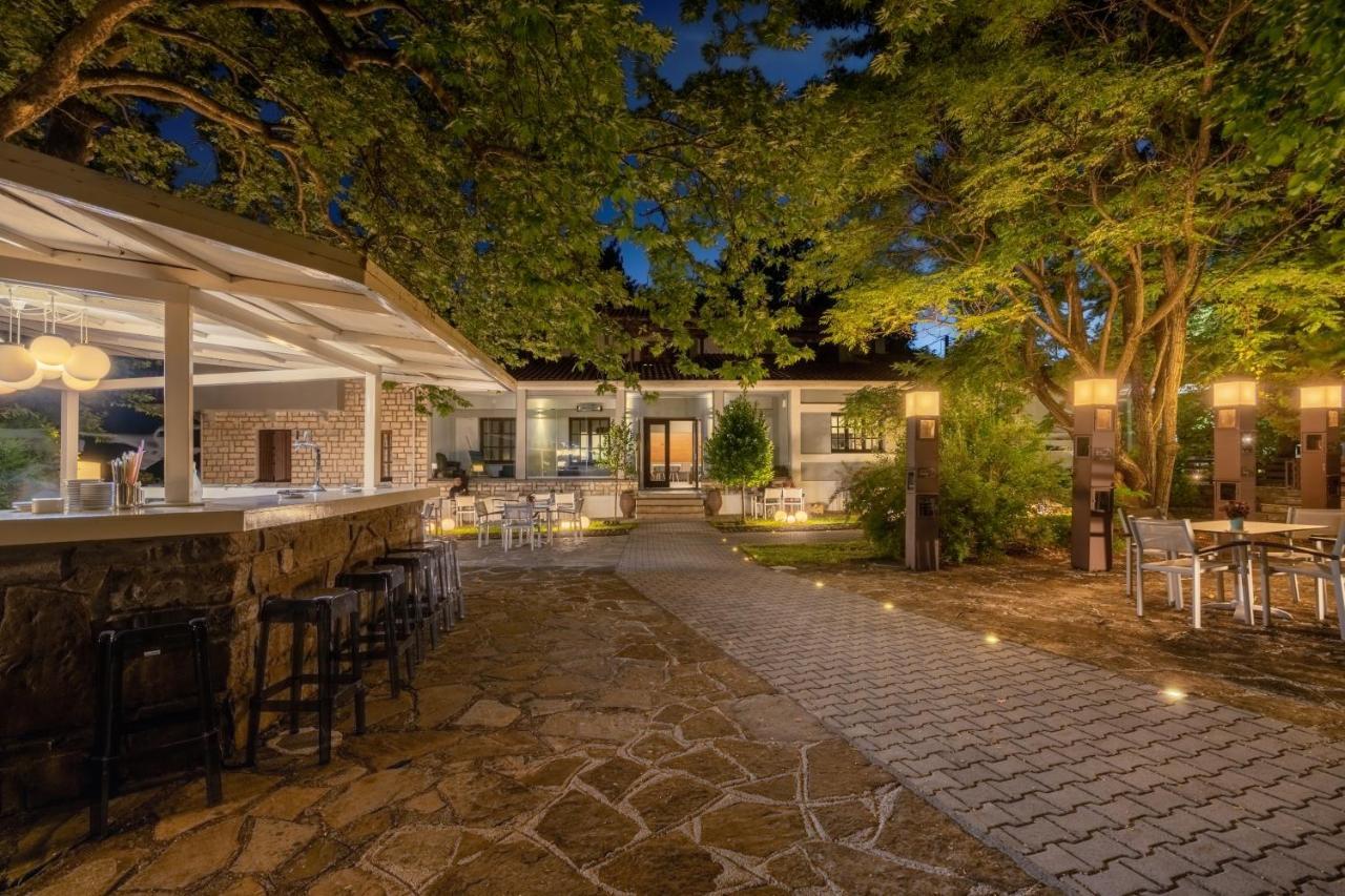Κonitsa Gefyri Hotel 科尼札 外观 照片