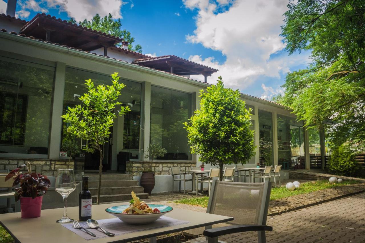 Κonitsa Gefyri Hotel 科尼札 外观 照片