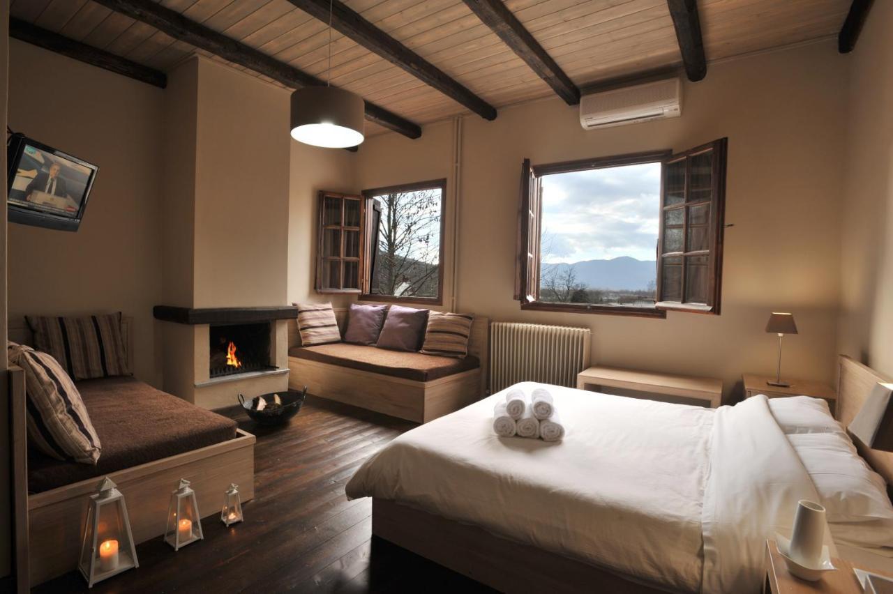 Κonitsa Gefyri Hotel 科尼札 外观 照片